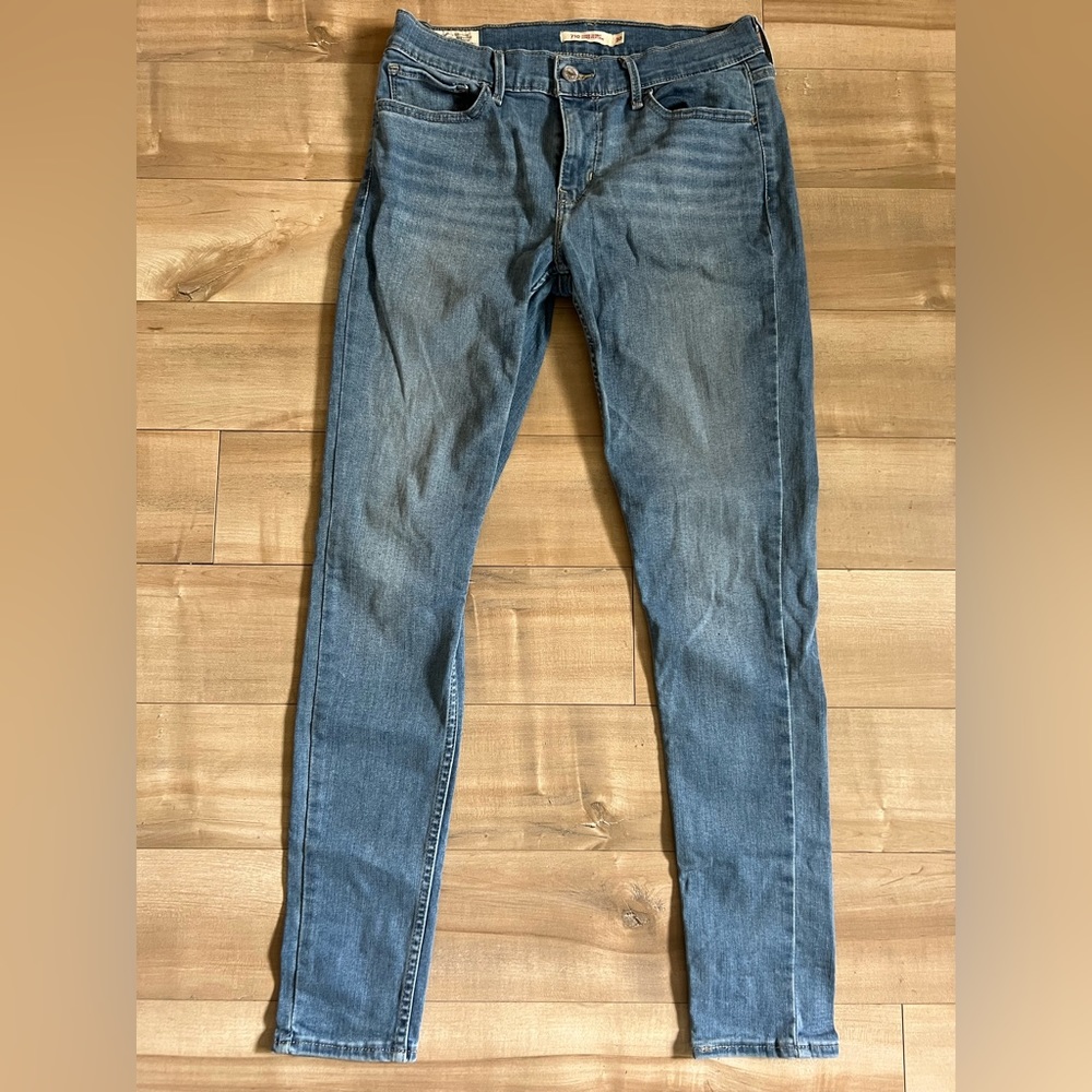 Levi’s 710 super skinny jeans